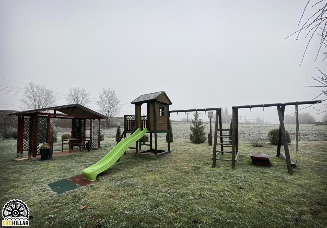 Villa Mlyn Wodny Eko Hillar Rybno  Esterno foto